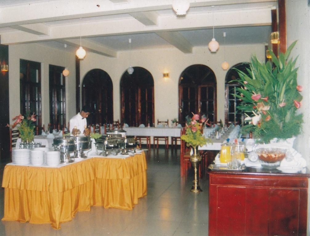 Royal Mount Hotel Kandy Eksteriør billede