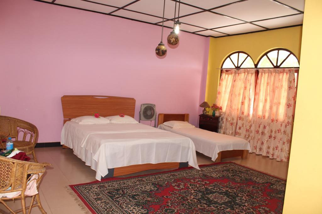 Royal Mount Hotel Kandy Værelse billede