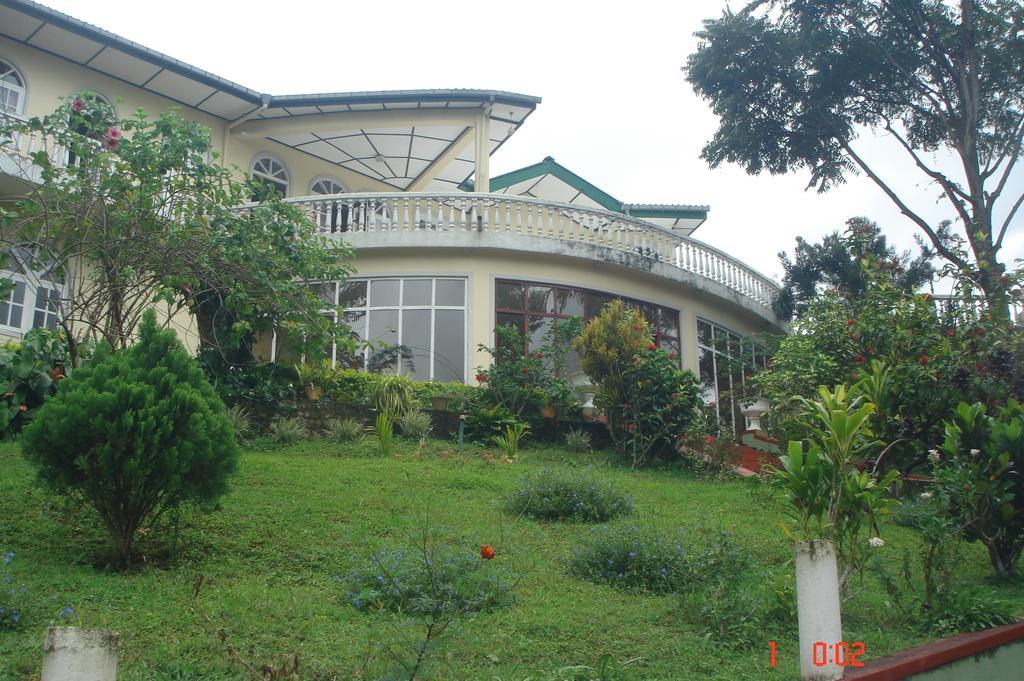 Royal Mount Hotel Kandy Eksteriør billede