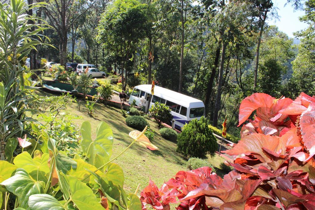 Royal Mount Hotel Kandy Eksteriør billede
