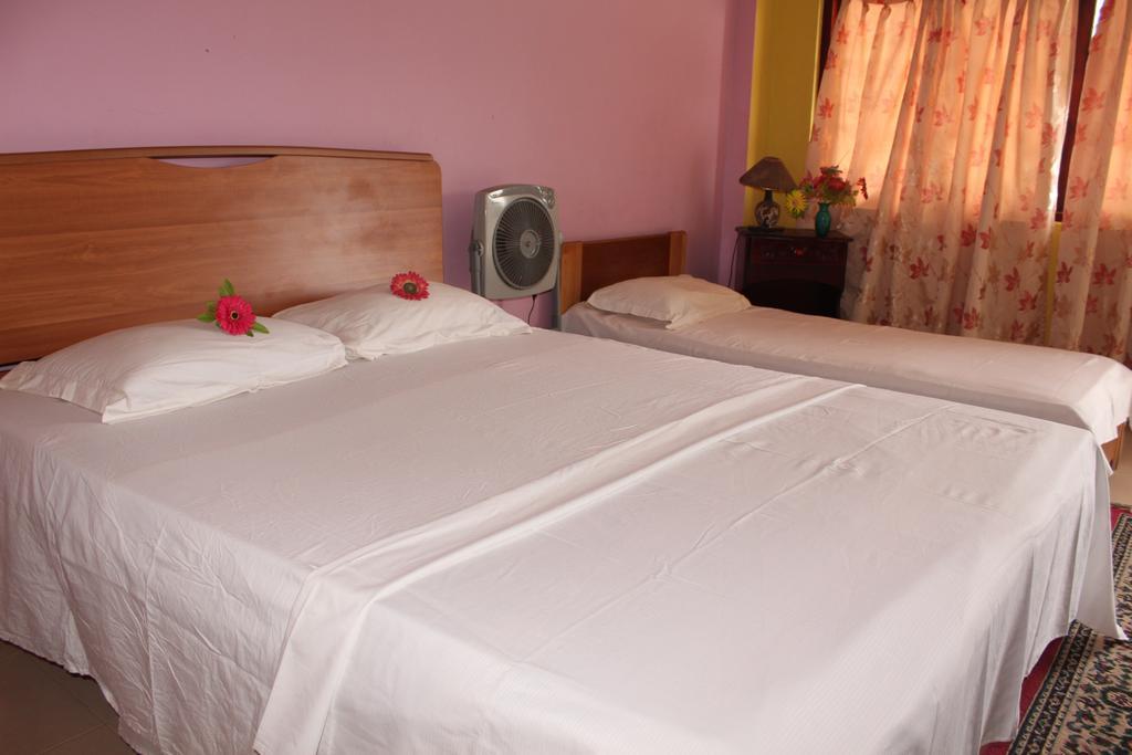 Royal Mount Hotel Kandy Værelse billede